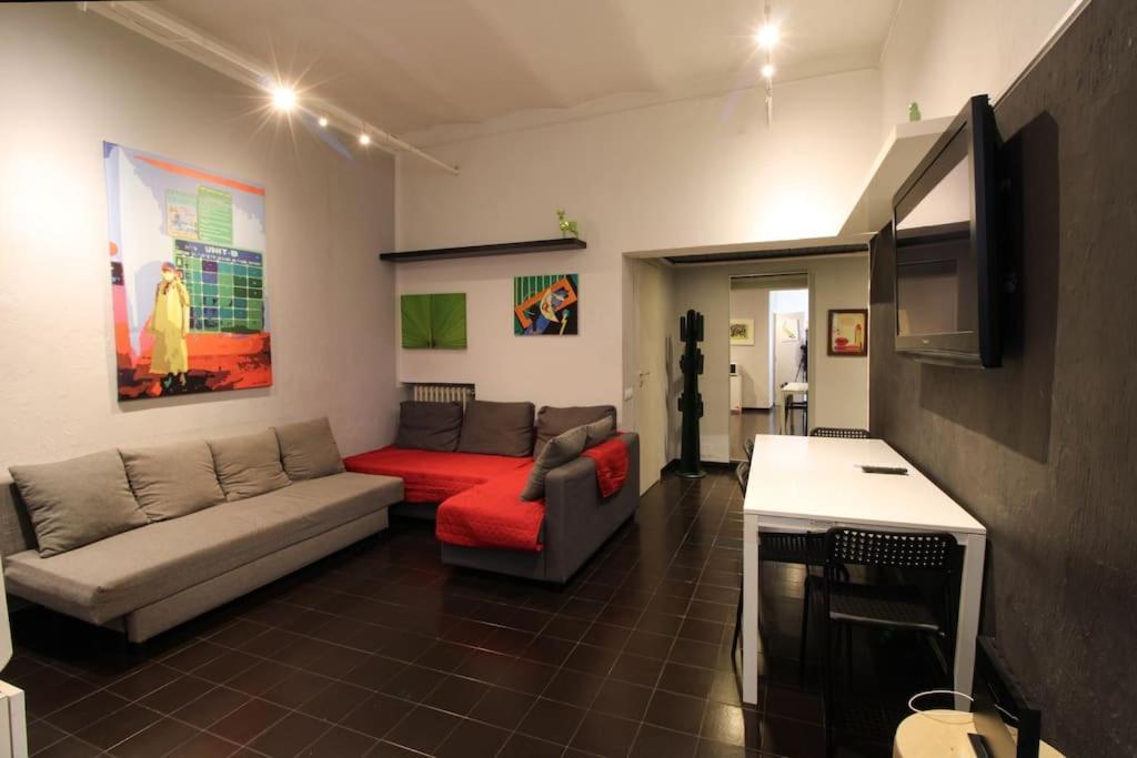 Lovely 2 Bedroom Apartment-6 Pax By Yourhost 로마 외부 사진